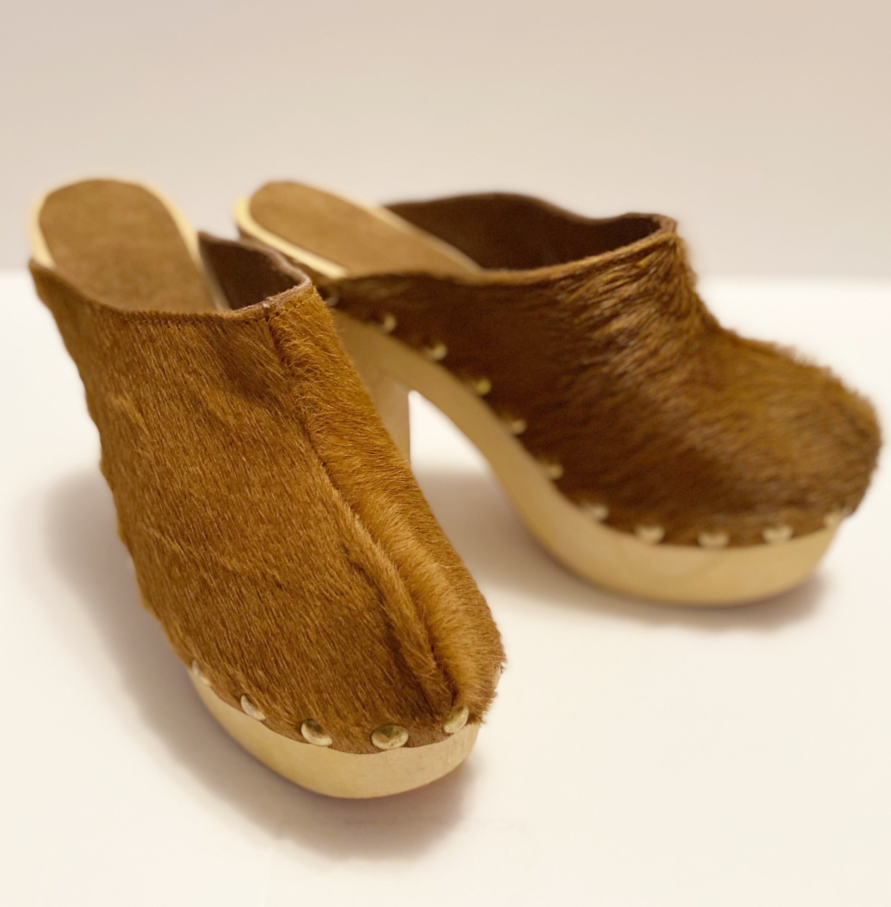 VINTAGE INSPIRED - BROTHER VELLIES PONY HAIR CLOGS